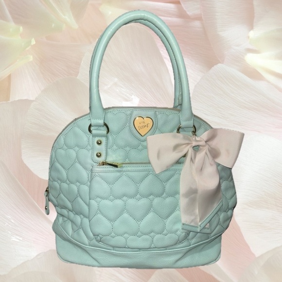 Betsey Johnson Green Quilted Satchel with a Cream Bow - Picture 13 of 14